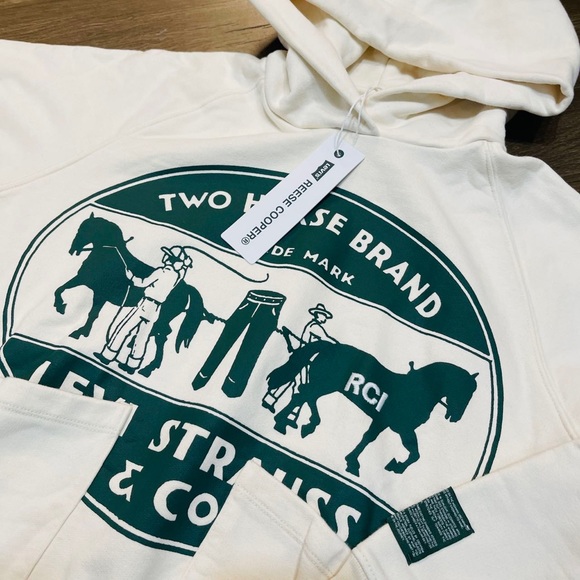 LEVI'S® X REESE COOPER TWO POCKET HOODIE - Picture 2 of 8